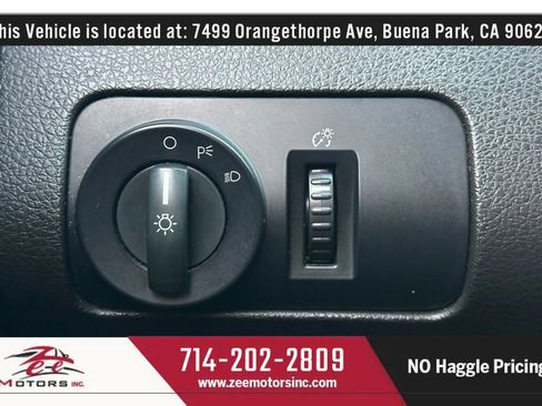 Used 2009 Ford Mustang GT Premium image 33