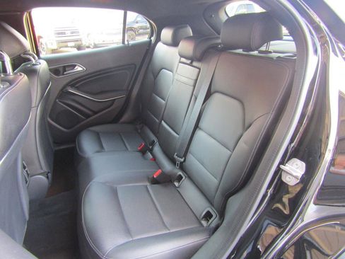 Used 2020 Mercedes-Benz GLA 250 GLA 250 4MATIC SUV image 10