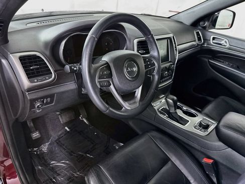 Used 2018 Jeep Grand Cherokee Limited AWD/4WD image 19