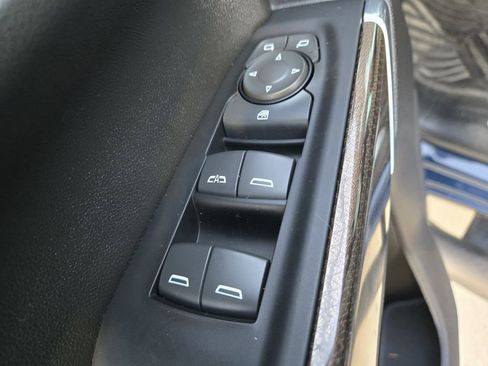 Used 2021 Chevrolet Silverado 1500 LT Trail Boss AWD/4WD image 32