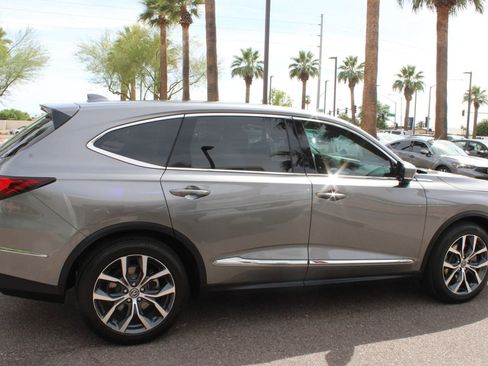 Used 2023 Acura MDX FWD w/ Technology Package image 5