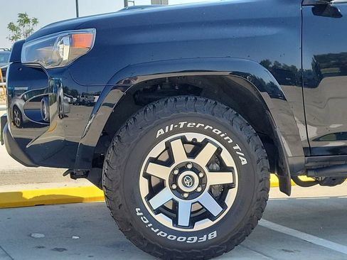 Used 2023 Toyota 4Runner TRD Off-Road AWD/4WD image 39