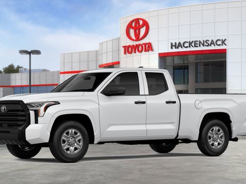 New 2026 Toyota Tundra SR image 2