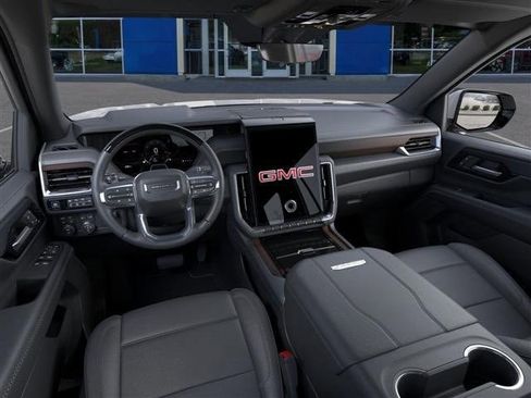 New 2026 GMC Yukon Denali w/ Denali Reserve Package image 15