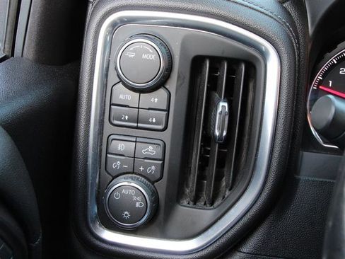 Used 2020 Chevrolet Silverado 1500 LT Trail Boss w/ Convenience Package AWD/4WD image 24