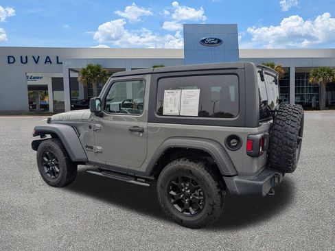 Used 2022 Jeep Wrangler Sport image 6
