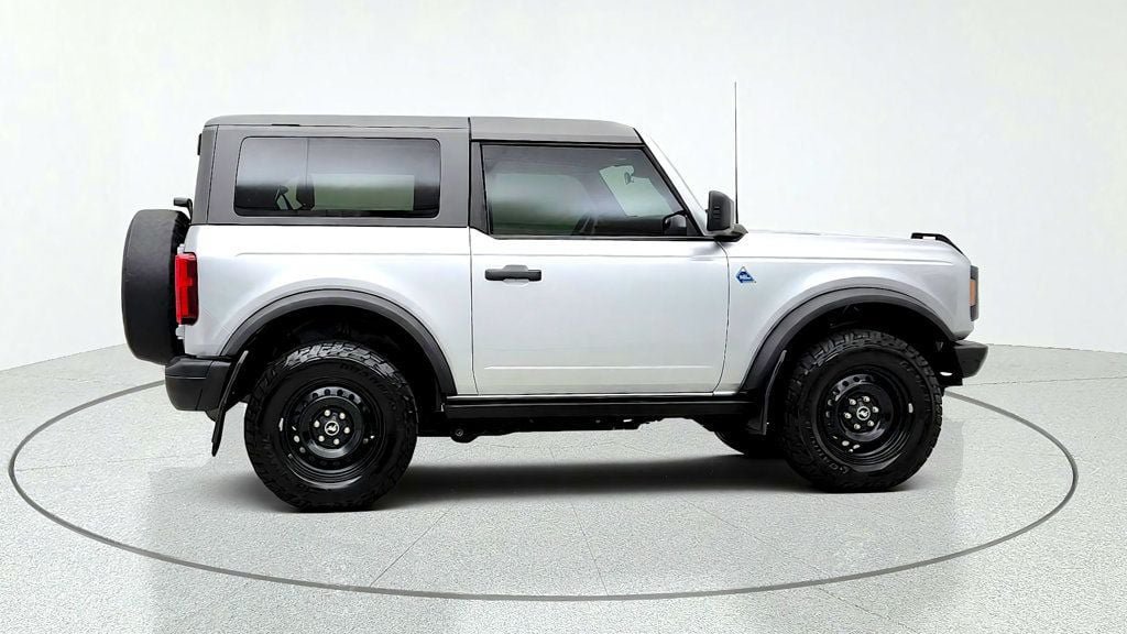 Used 2023 Ford Bronco Black Diamond AWD/4WD image 4