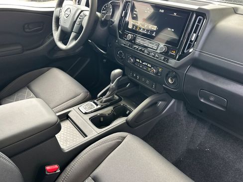 New 2026 Nissan Frontier SV w/ SV Convenience Package image 15