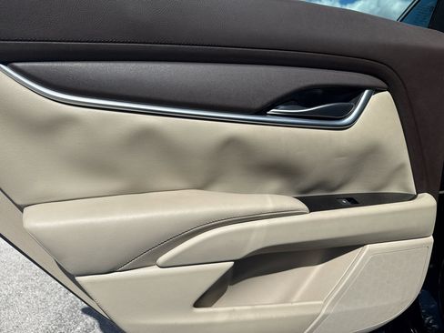 Used 2013 Cadillac XTS 4dr Sdn FWD image 26