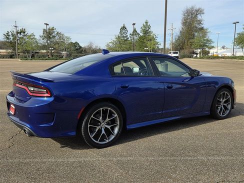 Used 2022 Dodge Charger GT image 4