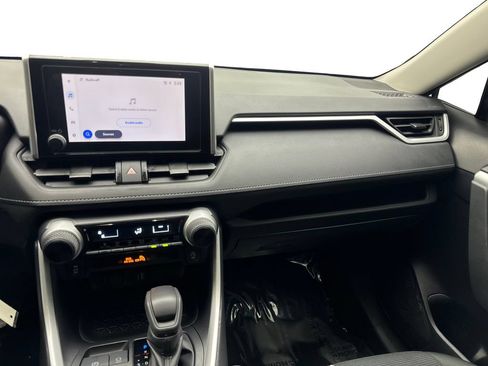 Used 2025 Toyota RAV4 LE FWD image 55