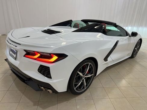 Used 2022 Chevrolet Corvette Stingray Convertible w/ 1LT image 5