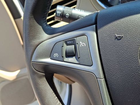 Used 2012 Buick LaCrosse Leather FWD image 19