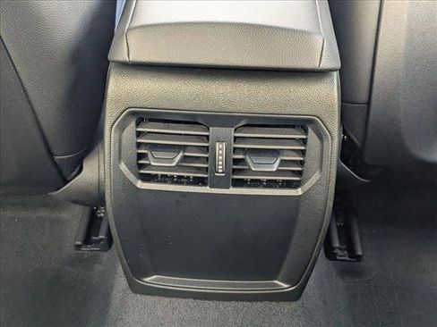 Used 2025 BMW 230i 230i w/ Convenience Package image 17