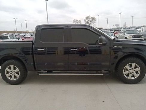 Used 2018 Ford F150 XLT w/ Equipment Group 301A Mid image 2