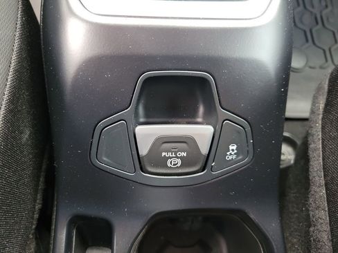 Used 2019 Jeep Renegade Altitude w/ Quick Order Package 2XM FWD image 35