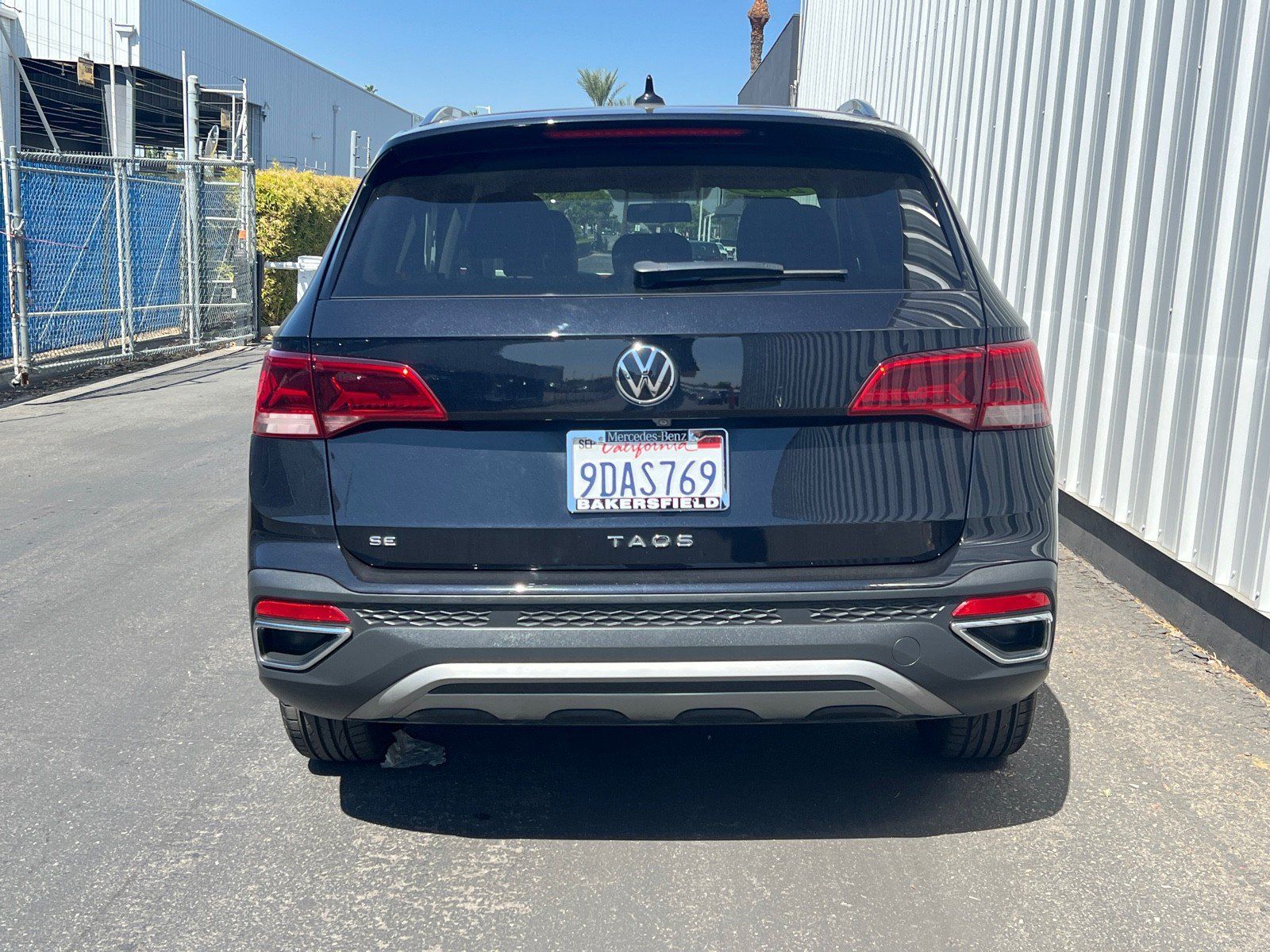 Used 2022 Volkswagen Taos SE FWD image 5