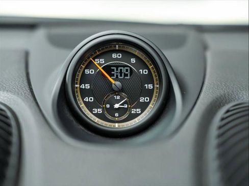 Used 2024 Porsche 718 Cayman GT4 RS image 27