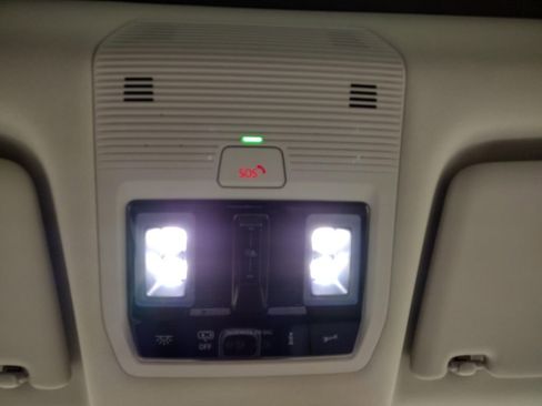 New 2025 Volkswagen ID. Buzz 1st Edition image 27