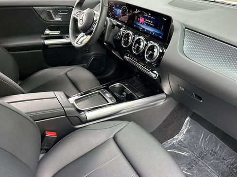 Used 2026 Mercedes-Benz GLA 250 image 33