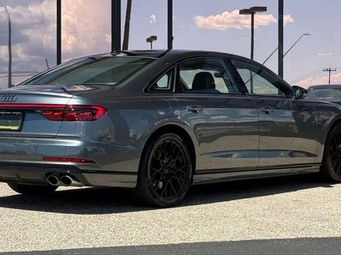 Used 2021 Audi S8 L w/ S8 Executive Package image 17