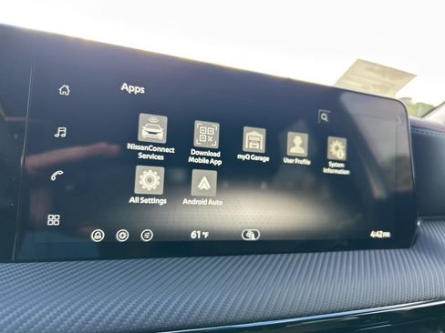 New 2026 Nissan Kicks SR FWD image 32