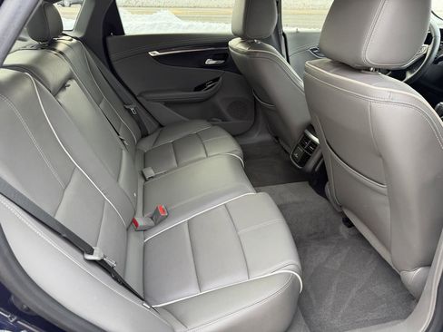 Used 2016 Chevrolet Impala LTZ w/ Enhanced Convenience Package image 16