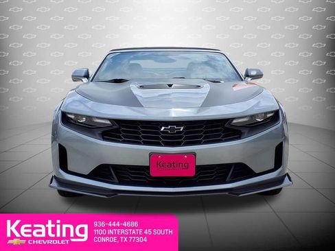 Used 2023 Chevrolet Camaro LT w/ Technology Package RWD image 3