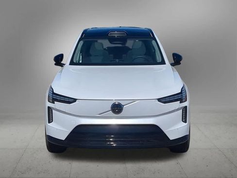 Used 2025 Volvo EX90 Ultra AWD/4WD image 9