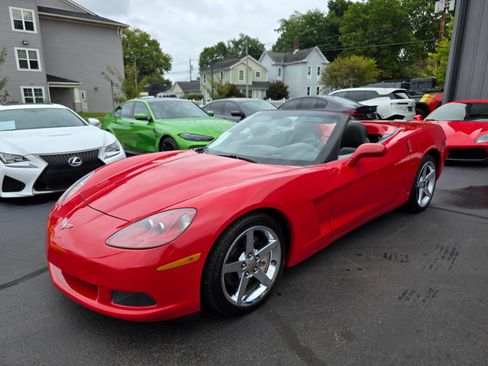 Used 2007 Chevrolet Corvette Convertible w/ Preferred Equipment Group RWD image 50