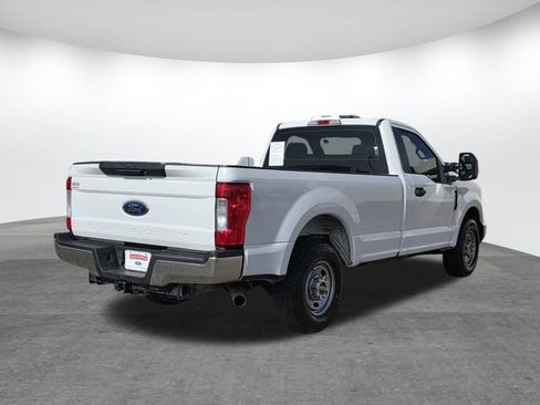 Used 2019 Ford F250 XL w/ XL Value Package image 4