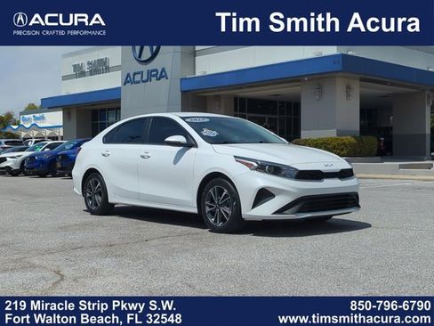 Used 2023 Kia Forte LXS w/ LXS Technology Package FWD image 1