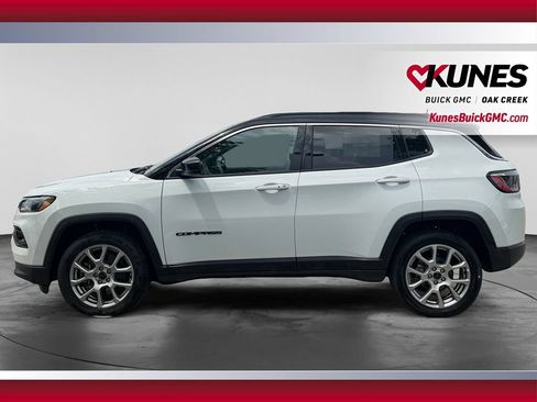 Used 2025 Jeep Compass Limited AWD/4WD image 6