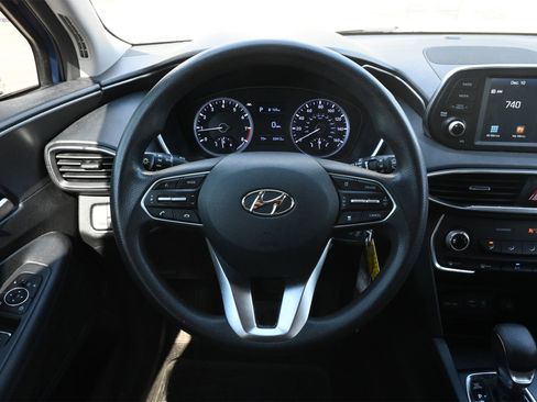 Used 2019 Hyundai Santa Fe SE image 10