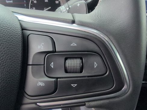 Used 2023 Buick Envision Preferred FWD image 24