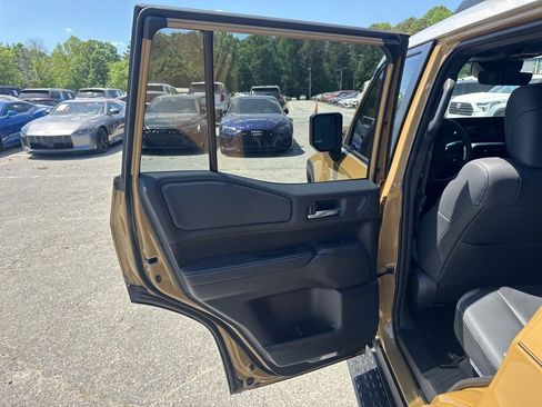 Used 2024 Toyota Land Cruiser image 29