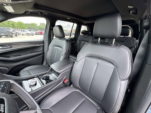 New 2026 Jeep Grand Cherokee Limited RWD image 51