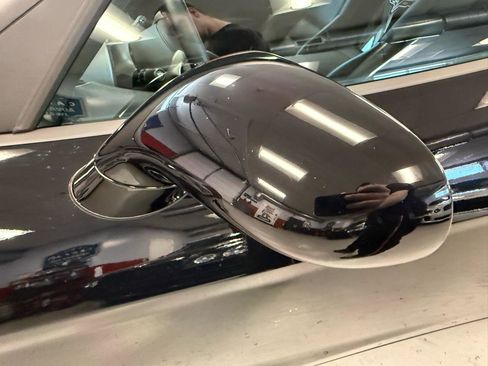 Used 2007 Chevrolet Corvette Convertible w/ Preferred Equipment Group image 19