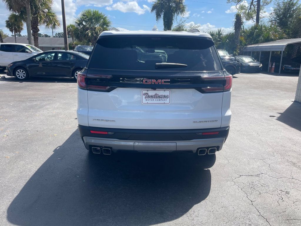 Used 2026 GMC Acadia Elevation w/ Elevation Premium Package FWD image 4