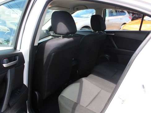 Used 2013 MAZDA MAZDA3 i Sport FWD image 14