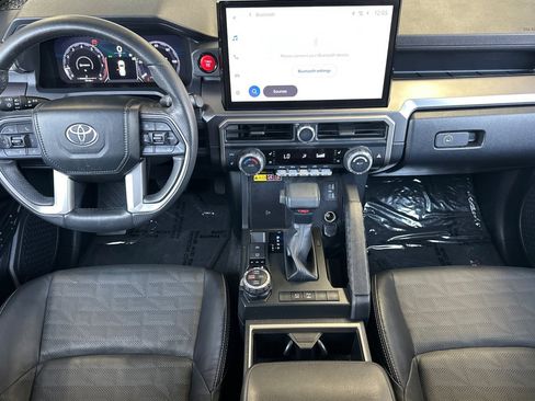 Certified 2025 Toyota 4Runner TRD Off-Road Premium AWD/4WD image 12