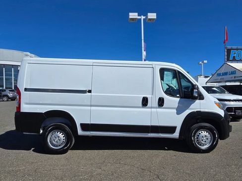 Used 2025 RAM ProMaster 1500 w/ Safety Group FWD image 7