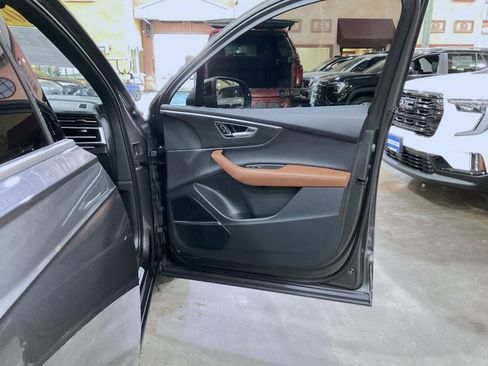 Used 2021 Audi Q7 3.0T Prestige w/ Prestige Package image 16