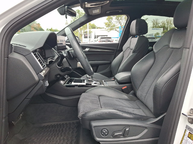 Used 2021 Audi SQ5 Premium Plus w/ Premium Plus Package AWD/4WD image 2
