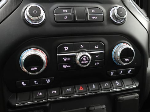 Used 2022 GMC Sierra 1500 AT4 w/ AT4 Premium Package AWD/4WD image 51