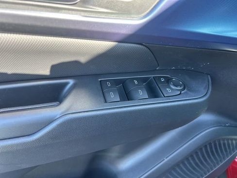 New 2026 Chevrolet Equinox EV LT image 13