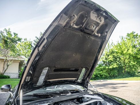 Used 2015 Aston Martin V8 Vantage GT RWD image 29