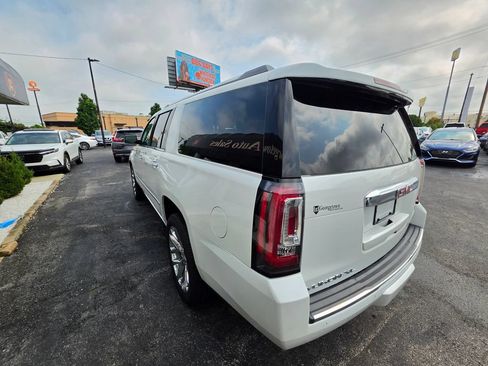 Used 2017 GMC Yukon XL Denali w/ Open Road Package AWD/4WD image 35