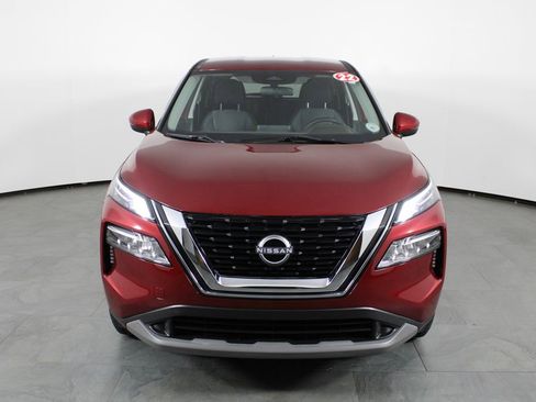 Certified 2022 Nissan Rogue SV FWD image 14