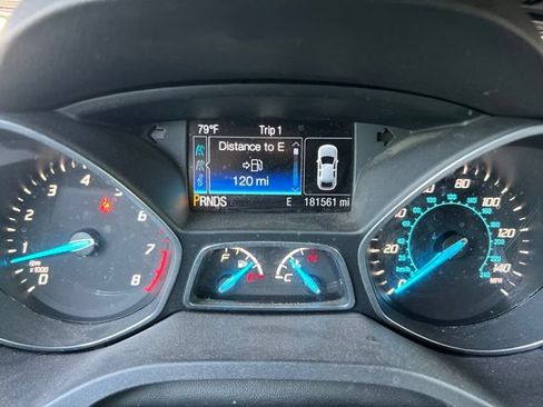 Used 2014 Ford Escape SE w/ Equipment Group 201A AWD/4WD image 16